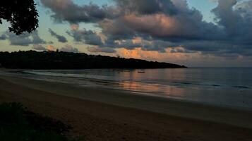 schön Morgen Atmosphäre beim Jimbaran Strand bali Insel foto