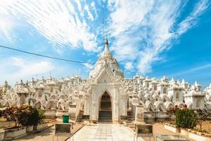 hsinbyume oder myatheindan-Pagode in mingun, myanmar foto