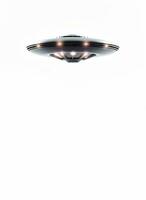 UFO auf ein Weiß hintergrund.realistisch unbekannt fliegend Objekt. Außerirdischer Raum Schiff. foto