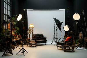 ein Foto Studio mit Beleuchtung Ausrüstung und ein Couch