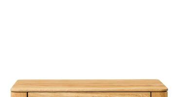 hölzern Tabelle oben Oberfläche isoliert Über Weiß Hintergrund. solide Holz Möbel schließen Aussicht 3d Illustration. leeren Tabelle oben Kochen Präsentation Vorlage foto