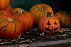 Kürbislaterne mit Kürbisse, Halloween Dekoration foto