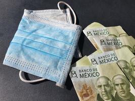 Investition im Gesundheitsbereich mit mexikanischem Geld foto