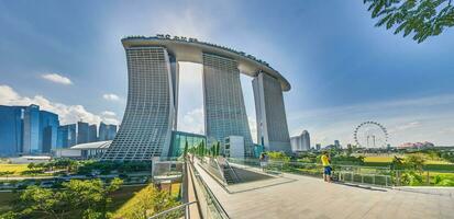 Aussicht von das Umfeld von das modern Bucht Sand Kreis im Singapur foto