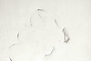 Beton Textur mit Peeling malen, abstrakt geknackt Mauer von Weiß Farbe Fußboden Hintergrund, kaputt Gips auf alt Gebäude Zement Wand, außen Hintergrund Hintergrund mit Kopieren Raum foto