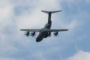 Airbus 400m Atlas ec-400 Transport Flugzeug Anzeige zum riat königlich International Luft tätowieren 2018 Flugschau foto