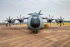 Deutsche Luft Macht Luftwaffe Airbus 400m Atlas 5410 Transport Flugzeug statisch Anzeige beim riat königlich International Luft tätowieren 2018 Flugschau foto