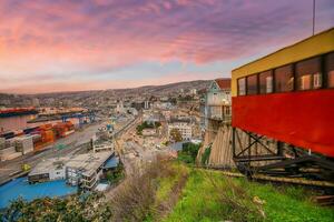 Passagier Wagen von Seilbahn Eisenbahn im Valparaiso, Chile foto