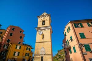 bunt Stadtbild von Gebäude Über Mittelmeer Meer, Europa, cinque terre im Italien foto