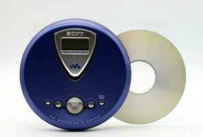 Bologna Italien August 3 2023 Sony CD Walkman d-ne300 anziehen 3plus mp3. Jahrgang Technologie von das 90er. foto