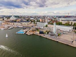 Helsinki Kathedrale im Finnland durch Drohne foto
