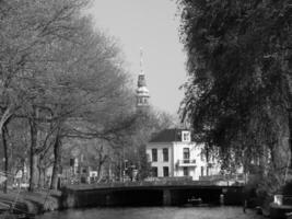 die stadt haarlem in den niederlanden foto