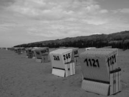 Sommer- Ferien beim das Deutsche Norden Meer foto