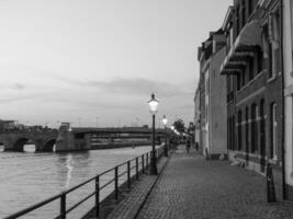 Sommer- Zeit beim Maastricht im das Niederlande foto