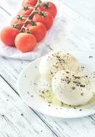 Mozzarella mit Kirsche Tomaten foto