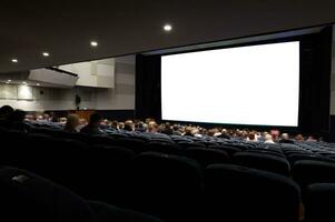 Kino Auditorium mit Personen. foto