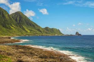 Landschaft des Mantou-Felsens in Lanyu, Taiwan in der Abenddämmerung foto