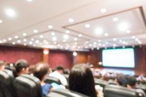 abstrakte Unschärfe Publikumssaal und Konferenzsitzung foto