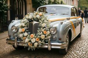 schön Hochzeit Auto mit das Teller gerade verheiratet perfekt zum ein Besondere Feier foto