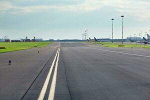 leeren Flughafen Straße foto