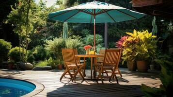 Cafe Tabelle mit Stuhl und Sonnenschirm Regenschirm im das Garten foto
