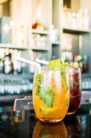 eisgekühlte Cocktails Trinkglas foto