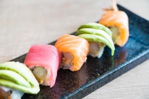 Sushi japanisches Essen foto