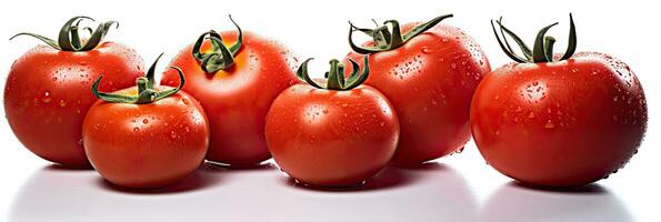 einstellen von frisch rot Tomaten mit Wasser Tröpfchen isoliert auf Weiß Hintergrund. generativ ai foto