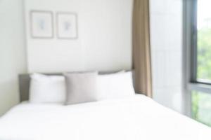 abstrakte Unschärfe und defokussiertes Hotel-Resort-Schlafzimmer für den Hintergrund