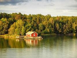 Sommerresidenz auf einer Insel im Turku-Archipel Finnland fin foto