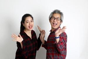 süßes asiatisches Paar