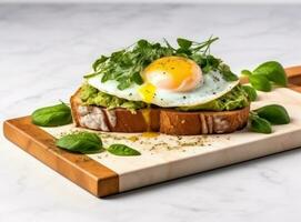gesund Frühstück mit gebraten Eier foto