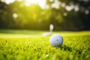 perfekt Sommer- Tag beim das Golf Kurs mit Scharf Landschaft Einzelheiten und verträumt Silhouette ai generativ foto