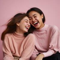 fotorealistisch Bild von zwei Schön, Lachen jung Frauen von anders Nationalitäten. Multikultur, Diversität. ai generiert foto