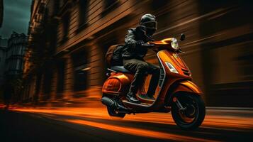 ein Arbeiter Reiten ein Moped mit Taschen. foto