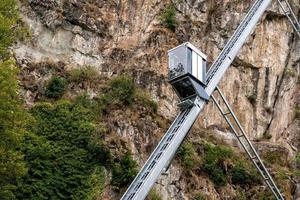 Aufzug zur Burg Hochosterwitz in Kärnten in Österreich foto