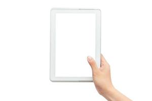 Hand hält Tablet-Computer auf weißem Hintergrund mit Beschneidungspfad foto