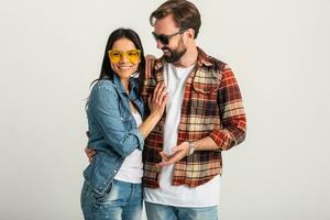 stilvoll Mann und Frau im beiläufig Denim Hipster Outfit haben Spaß foto