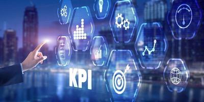 KPI-Kennzahl Geschäftstechnologiekonzept 2021