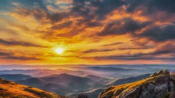 dramatisch Sonnenuntergang Über Berge foto