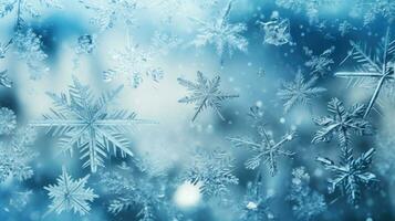 Schnee Muster auf Glas. Winter Frost. Eis Kristalle oder kalt Winter Hintergrund foto