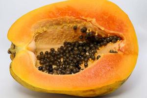 bunte Papaya schneidet Frieden mit Samen