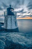 Sonnenuntergang in Newport Rhode Island am Castle Hill Lighthouse foto