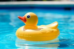 Gummi Ring Ente geformt schweben im ein pool.generativ ai. foto