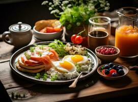 Frühstück Teller mit Früchte und Essen foto