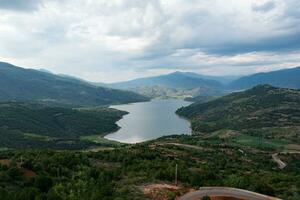 natürlich Reservoir im Yunnan, China. foto