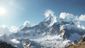 motivierend Hintergrund Everest Berg auf das sonnig Tag foto