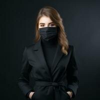 ein Frau im ein schwarz passen ist tragen ein Gesicht Maske generativ ai foto