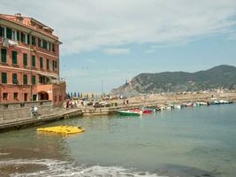 cinque terre beim das Mittelmeer Meer foto