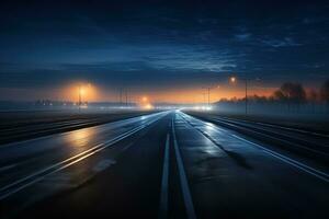 Aussicht von ein Autobahn beim Nacht, hell zündete mit Orange Beleuchtung auf ein dunkel Blau wolkig Nacht foto